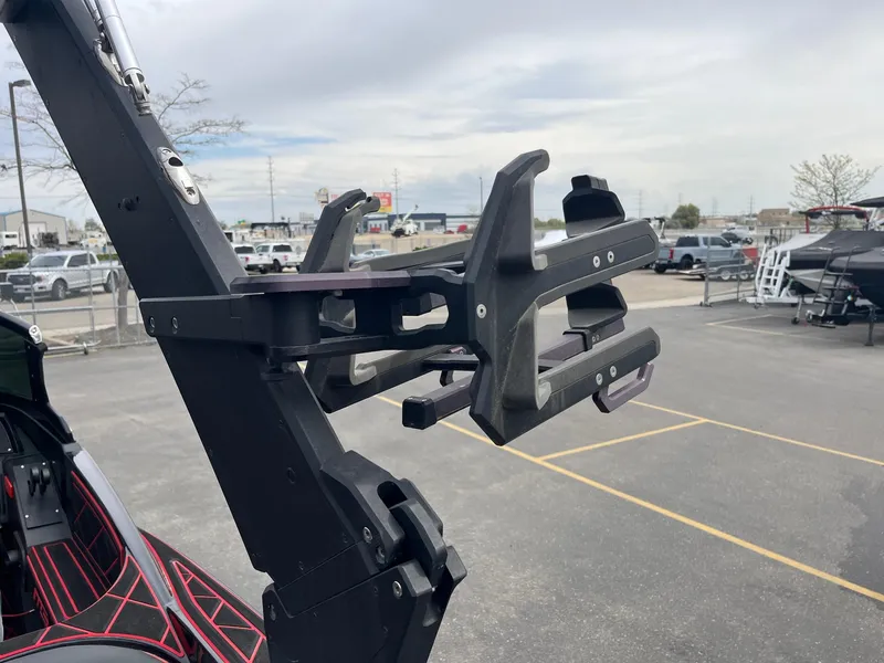 Slide: The Image of MB Tomcat F22 2022 - 44