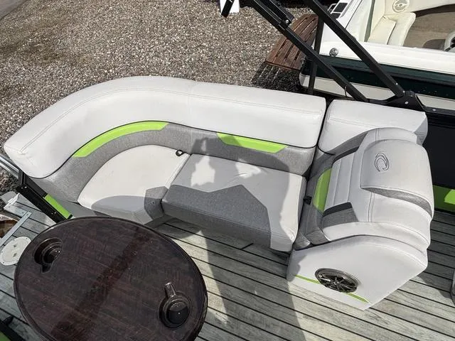 Slide: The Image of Crest 230 Caliber SLC 2016 - 16