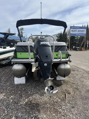 Slide: The Image of Crest 230 Caliber SLC 2016 - 6