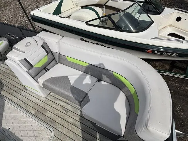 Slide: The Image of Crest 230 Caliber SLC 2016 - 9