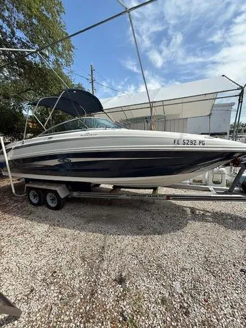 Slide: The Image of Sea Ray 240 Sundancer 2011 - 1