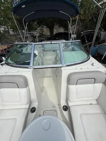 Slide: The Image of Sea Ray 240 Sundancer 2011 - 4