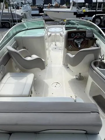 Slide: The Image of Sea Ray 240 Sundancer 2011 - 6