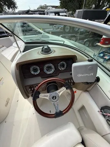 Slide: The Image of Sea Ray 240 Sundancer 2011 - 7