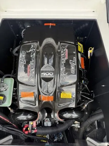 Slide: The Image of Tigé 21ZX 2021 - 11