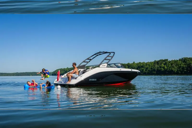 Slide: The Image of Yamaha 222SD 2025 - 4