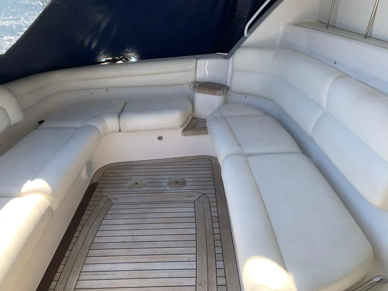 Slide: The Image of Tiara 4300 Sovran 2008 - 31