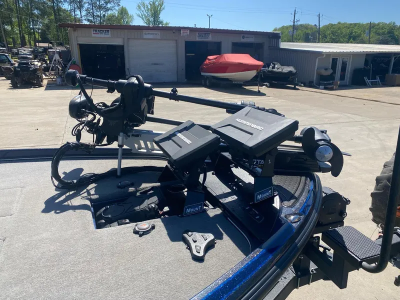 Slide: The Image of 2022 Nitro Z21 XL Pro boat with advanced fishing equipment on deck. - 3