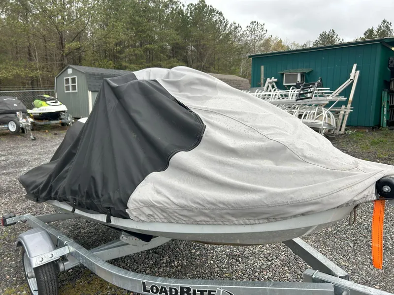 Slide: The Image of Sea-Doo GTI SE 130 2010 - 9