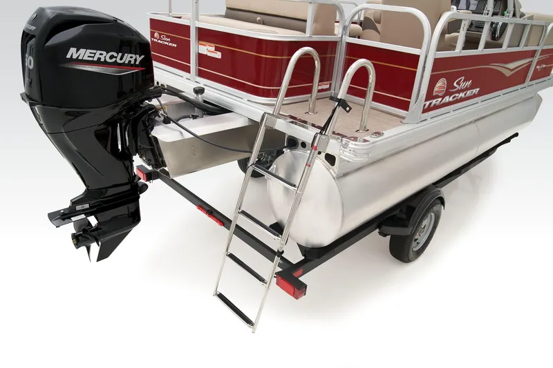 Slide: The Image of Manufacturer Provided Image: Sun Tracker Party Barge 18 DLX - 59