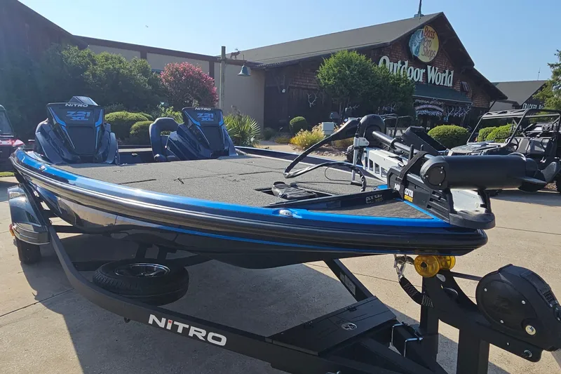 Slide: The Image of 2025 Nitro Z21 XL boat displayed at Outdoor World, featuring sleek design and advanced equipment. - 3