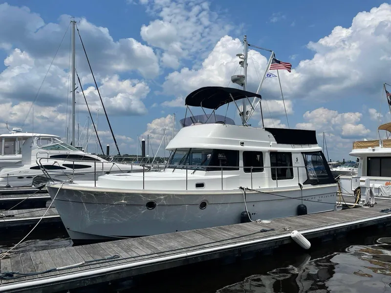 Slide: The Image of Beneteau Swift Trawler 34 2011 - 0