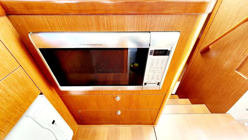 Slide: The Image of Beneteau Swift Trawler 34 2011 - 35