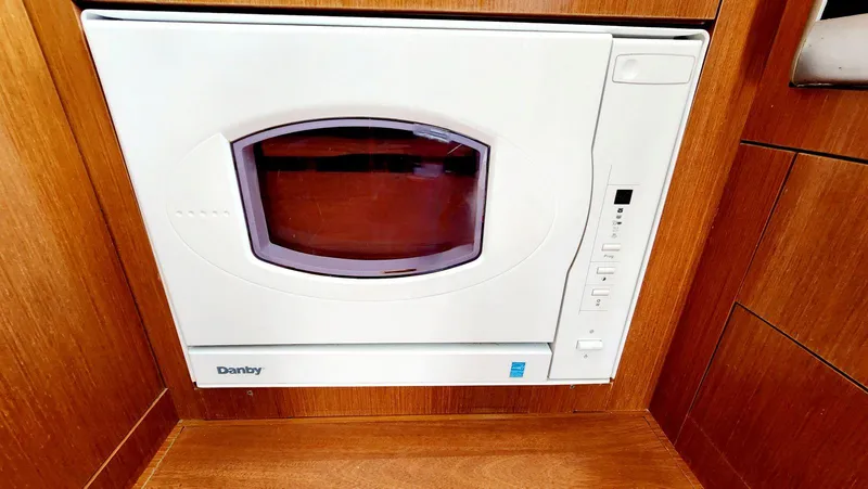 Slide: The Image of Beneteau Swift Trawler 34 2011 - 36