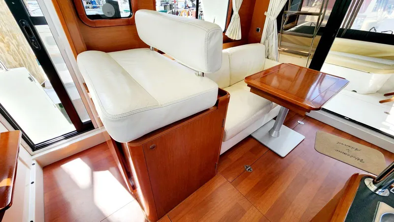 Slide: The Image of Beneteau Swift Trawler 34 2011 - 37