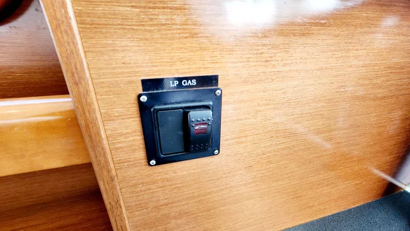 Slide: The Image of Beneteau Swift Trawler 34 2011 - 39