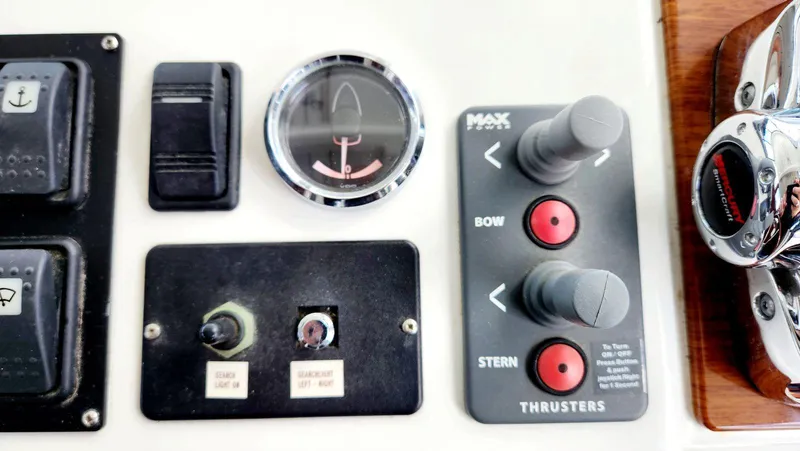 Slide: The Image of Beneteau Swift Trawler 34 2011 - 48