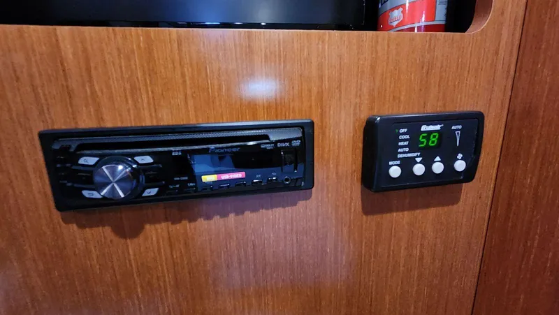 Slide: The Image of Beneteau Swift Trawler 34 2011 - 56