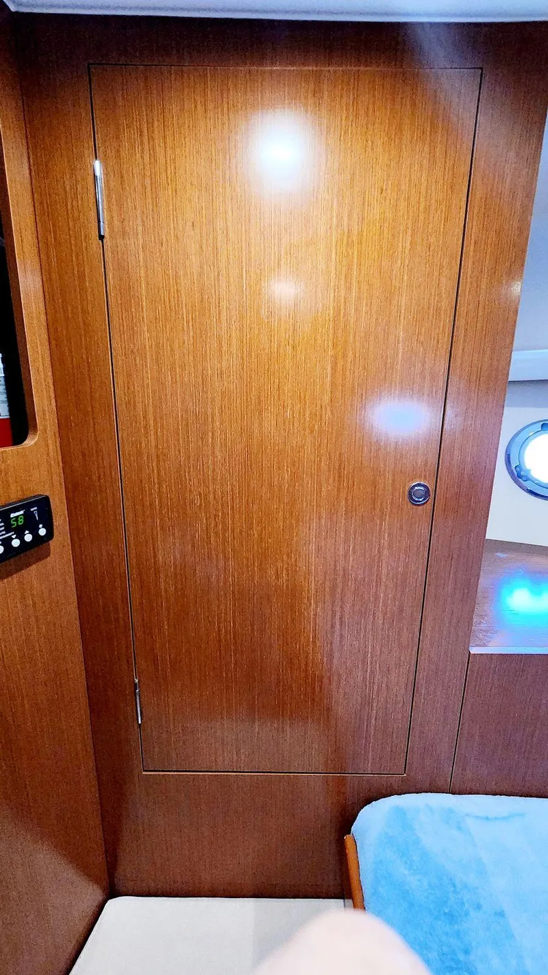 Slide: The Image of Beneteau Swift Trawler 34 2011 - 57