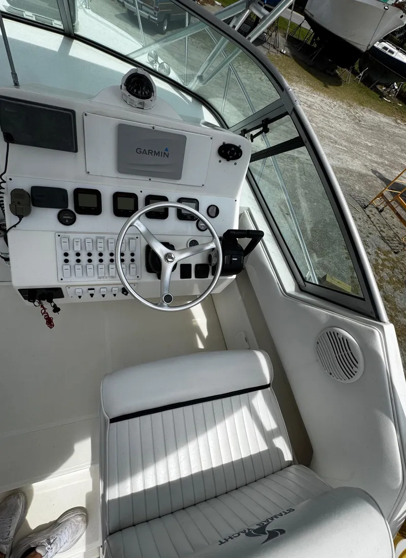 Slide: The Image of 2001 Stamas 310 Express - 35