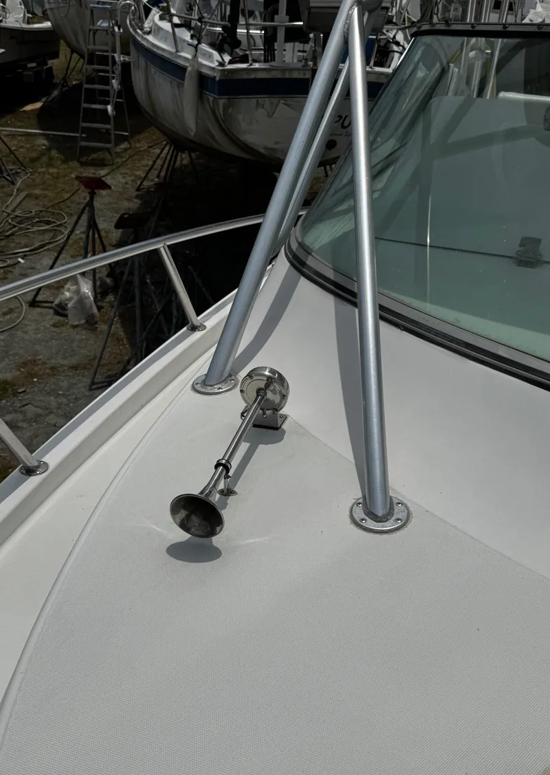 Slide: The Image of 2001 Stamas 310 Express - 50