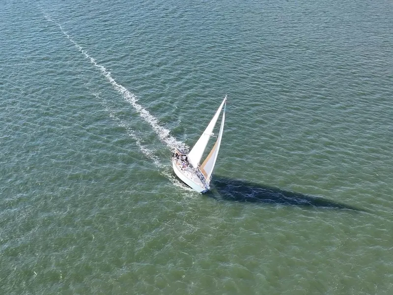Slide: The Image of Sailboat cruising on open water, Bristol 40 model, 1981. - 15