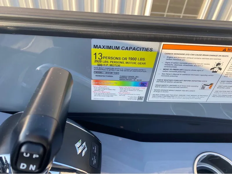 Slide: The Image of 2025 Berkshire 25RFX STS capacity label, 13 persons or 1900 lbs, 500 HP motor. - 24