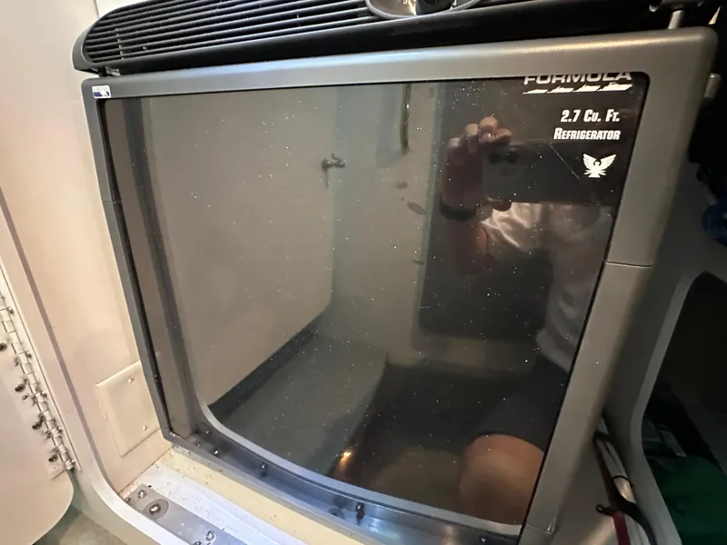 Slide: The Image of 2008 Formula 353 FASTech boat refrigerator, 2.7 cu. ft., interior view. - 39