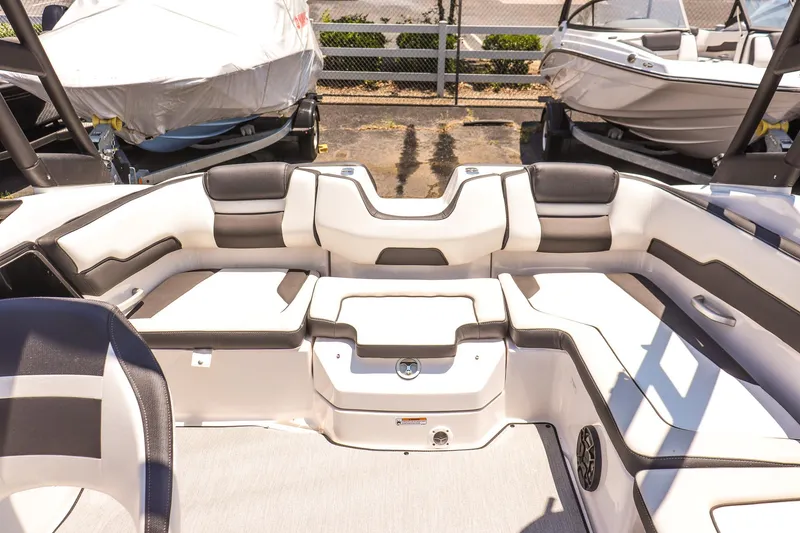 Slide: The Image of 2025 Yamaha Boats AR195 interior with sleek seating and modern design. - 15