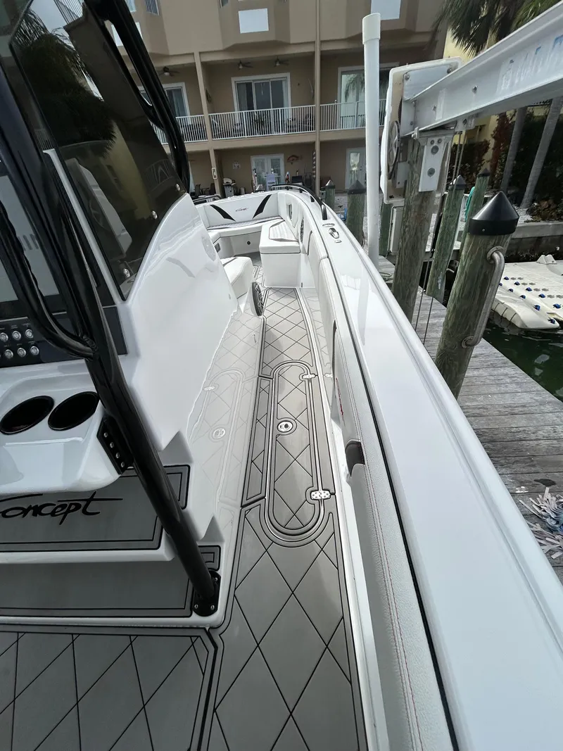 Slide: The Image of Concept Boats 32 2024 - 4