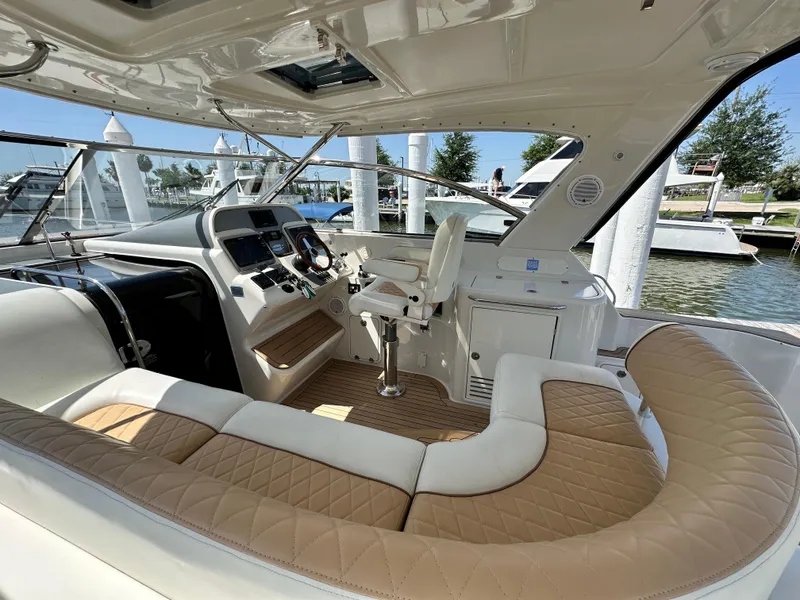 Slide: The Image of 2007 Chris-Craft Roamer 40 yacht interior with luxurious seating and modern helm. - 30