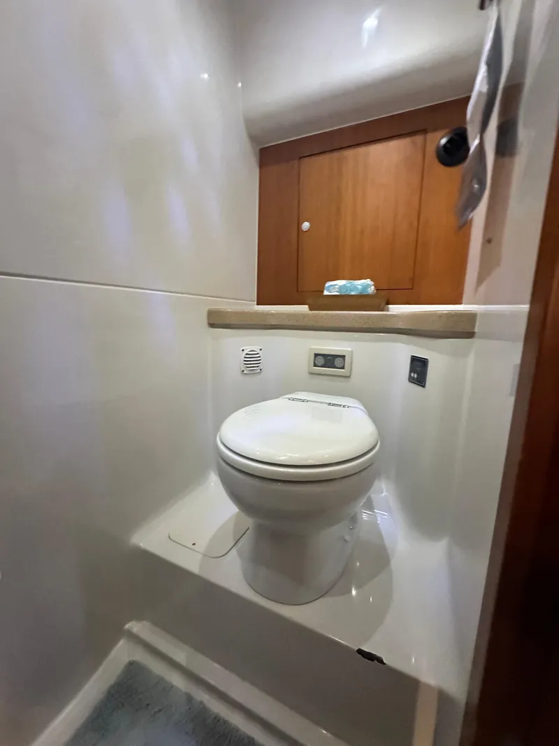 Slide: The Image of Chris-Craft Roamer 40 2007 - 61