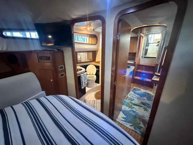 Slide: The Image of Chris-Craft Roamer 40 2007 - 77