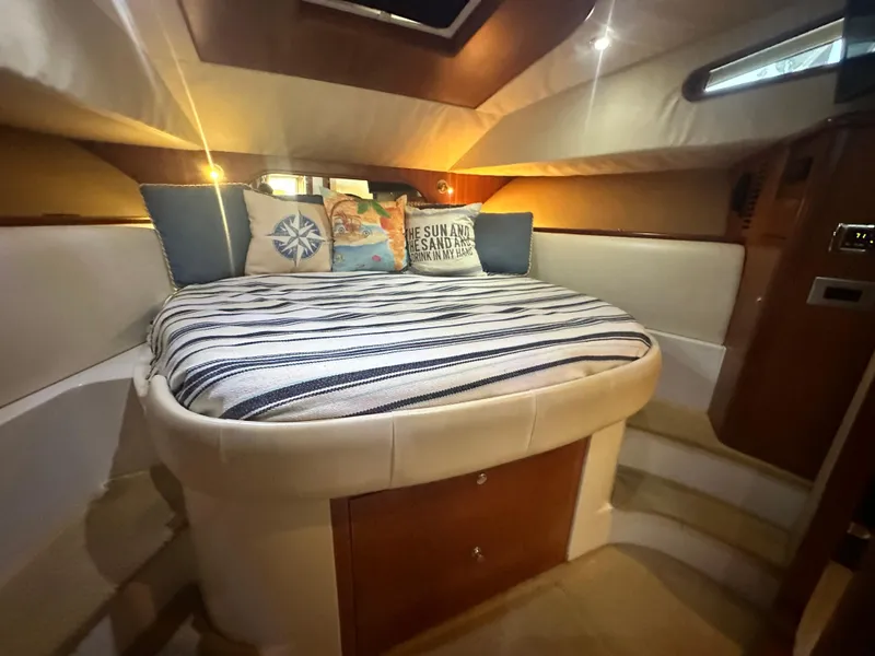 Slide: The Image of Chris-Craft Roamer 40 2007 - 85