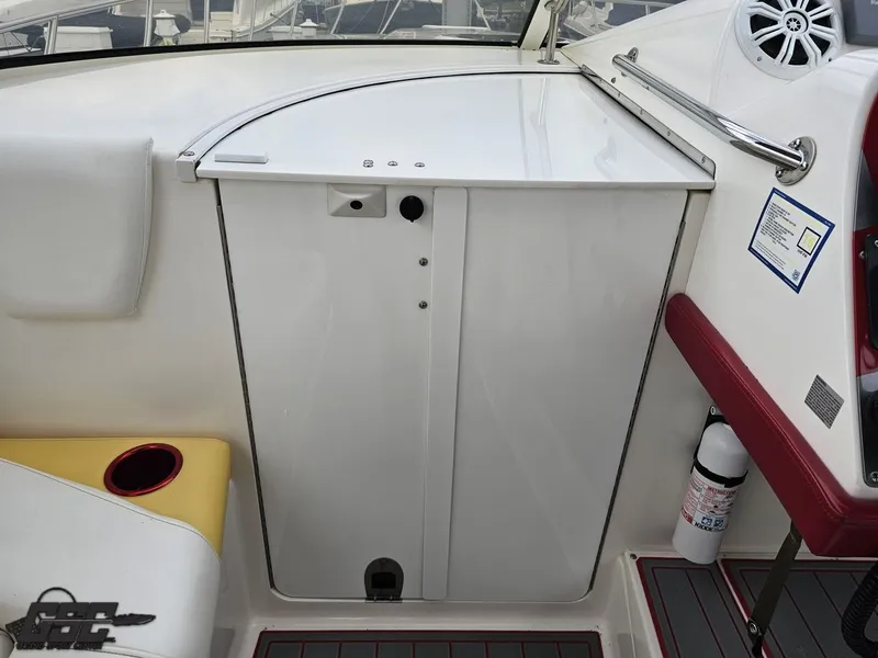 Slide: The Image of Fountain 48 Express Cruiser 2006 - 51