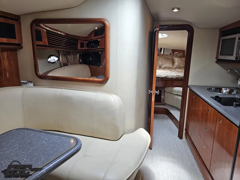 Slide: The Image of Fountain 48 Express Cruiser 2006 - 62