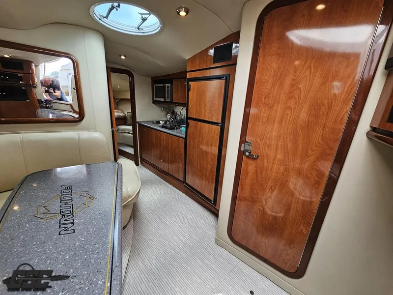 Slide: The Image of Fountain 48 Express Cruiser 2006 - 63