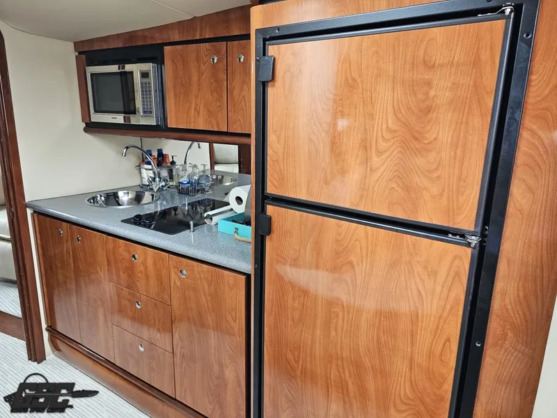 Slide: The Image of Fountain 48 Express Cruiser 2006 - 67