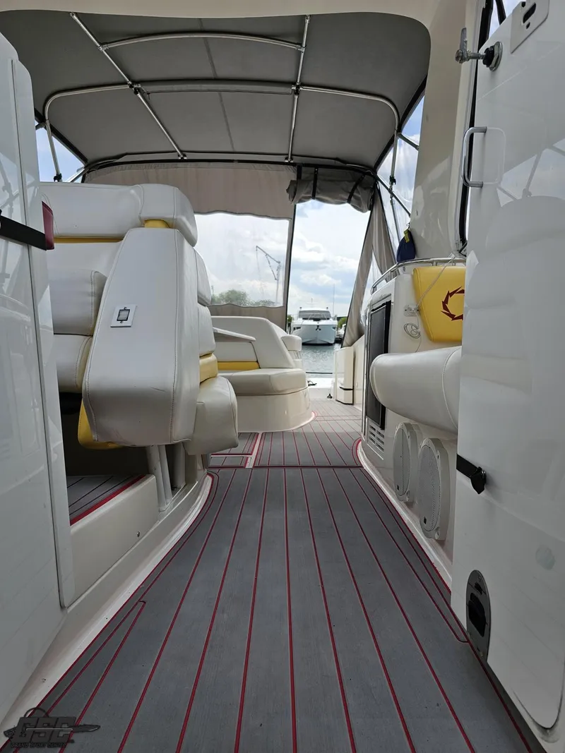 Slide: The Image of Fountain 48 Express Cruiser 2006 - 83