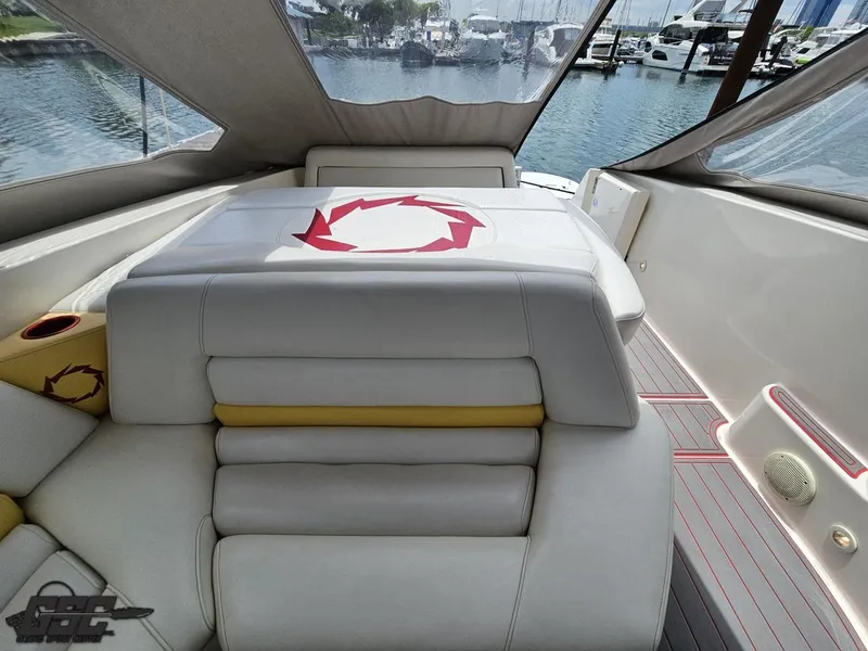 Slide: The Image of Fountain 48 Express Cruiser 2006 - 90