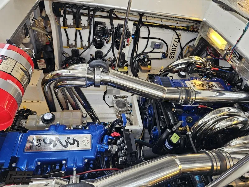 Slide: The Image of Fountain 48 Express Cruiser 2006 - 97