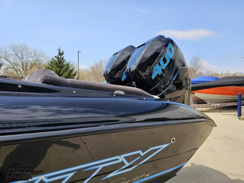 Slide: The Image of 2022 Velocity 290SC Signature Series boat with dual 400 horsepower engines. - 25