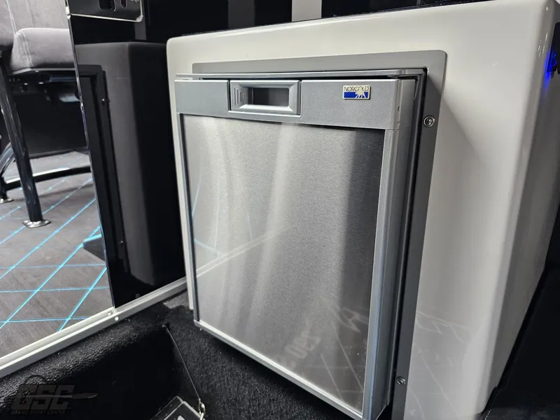 Slide: The Image of Velocity 290SC Signature Series 2022 - 79