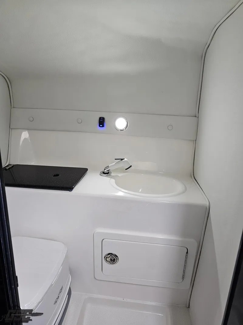 Slide: The Image of Velocity 290SC Signature Series 2022 - 85