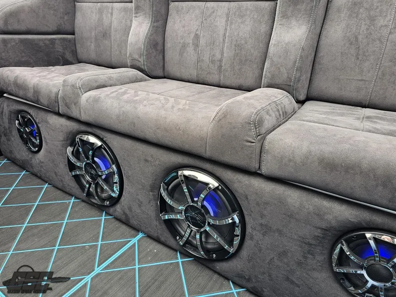 Slide: The Image of Velocity 290SC Signature Series 2022 - 92