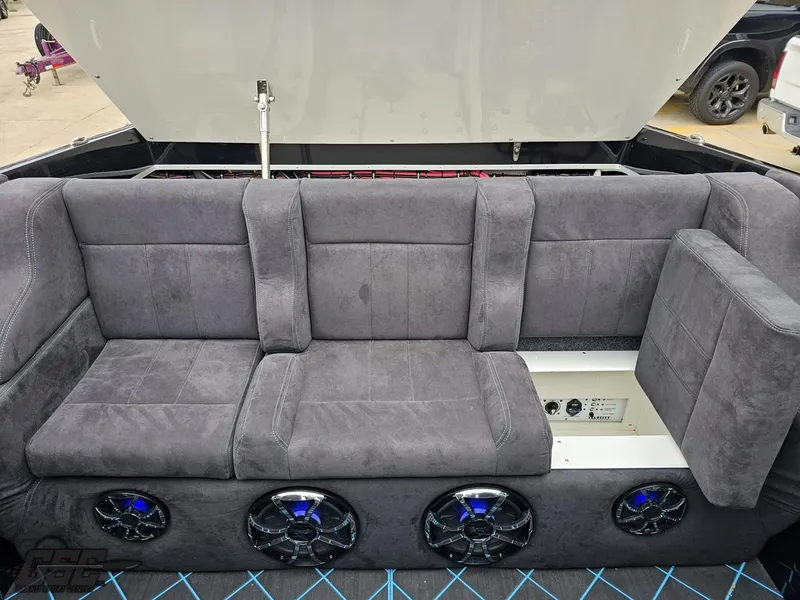 Slide: The Image of Velocity 290SC Signature Series 2022 - 94