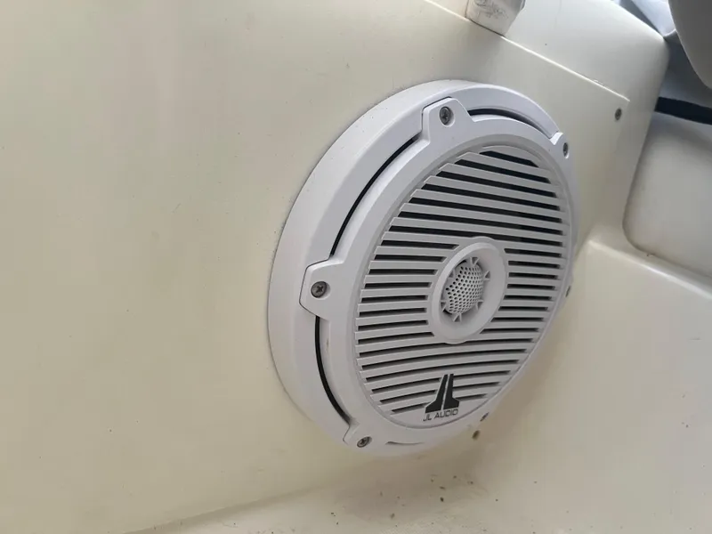 Slide: The Image of Speaker on 2002 Zodiac Yachtline 420 Deluxe boat, featuring JL Audio marine speaker. - 9