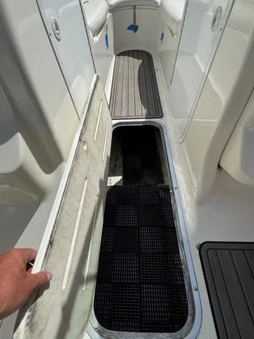 Slide: The Image of Wellcraft EXCALIBUR 230 2002 - 6