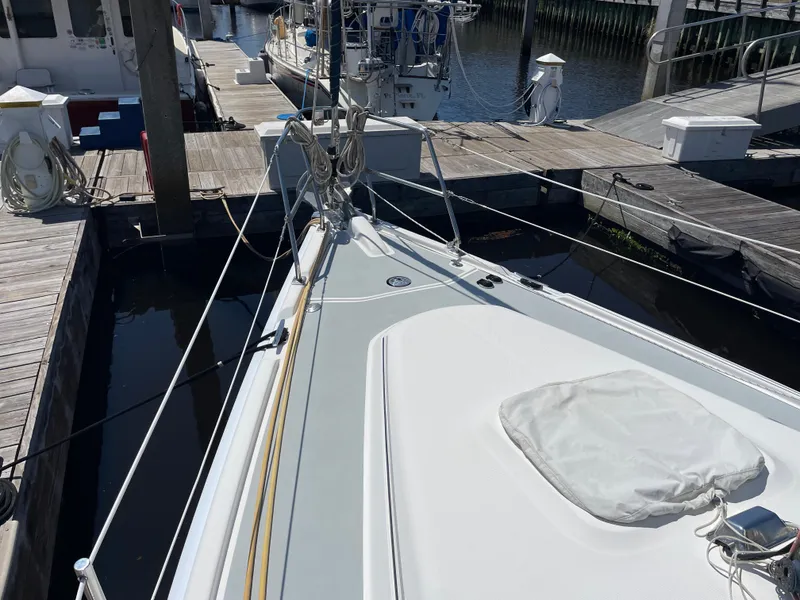 Slide: The Image of Hunter 33 2006 - 5