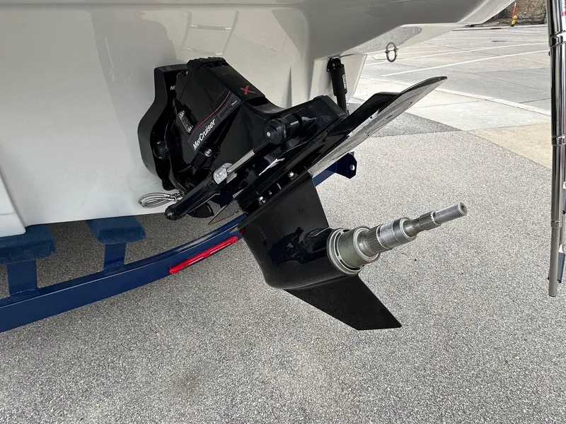 Slide: The Image of Crownline Boats SS Series 270 SS 2025 - 25